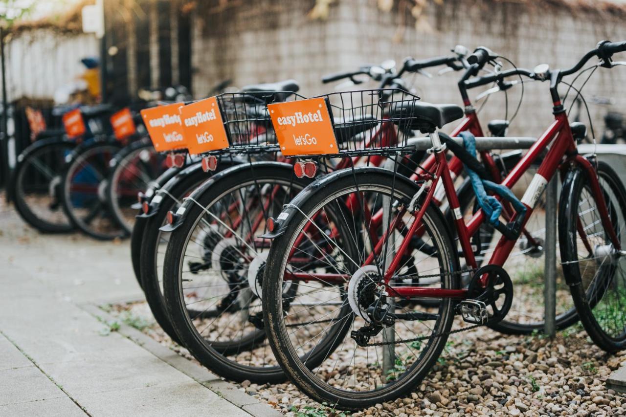 Easyhotel Berlin Hackescher Markt Luaran gambar